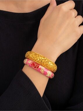 Gold filigree & Pink cloisonné’
Enamel Floral Bangle
Bracelet Set Both NEW!